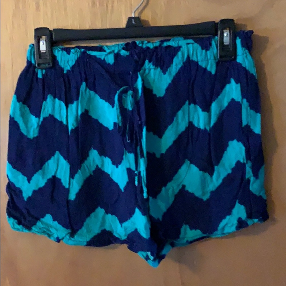 Flowing shorts